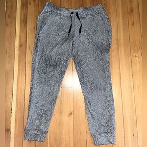 lululemon workout pants size 12